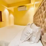Petal Hotel