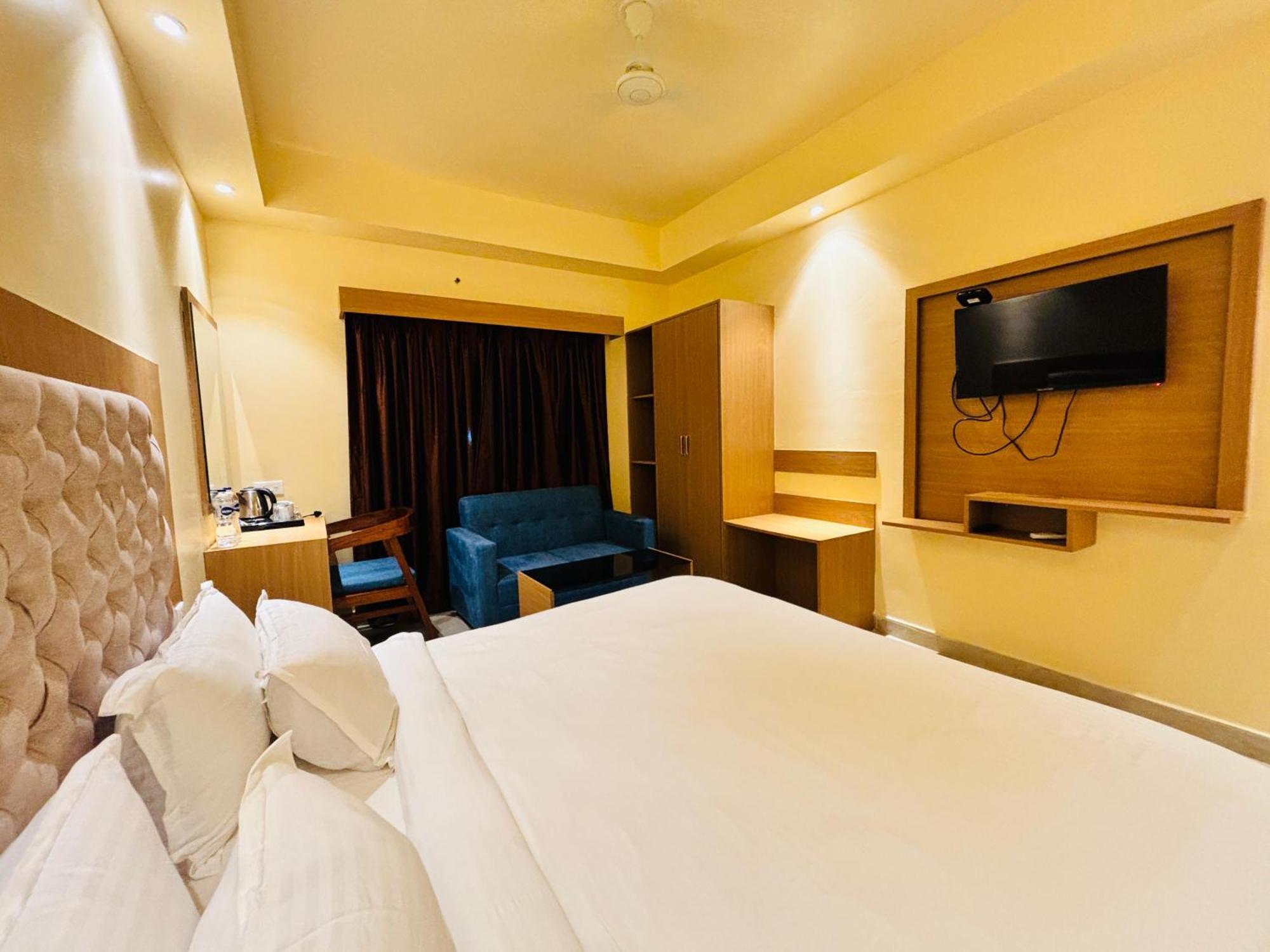 Petal Hotel Puri