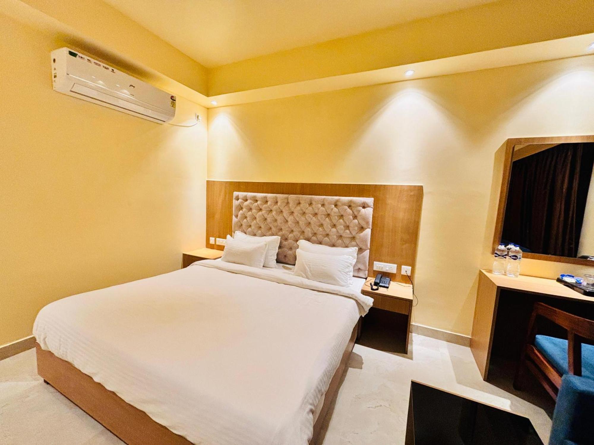 Hotel Petal 2*